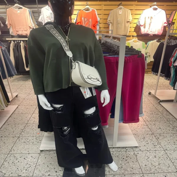 Komplettes Freizeit-Outfit